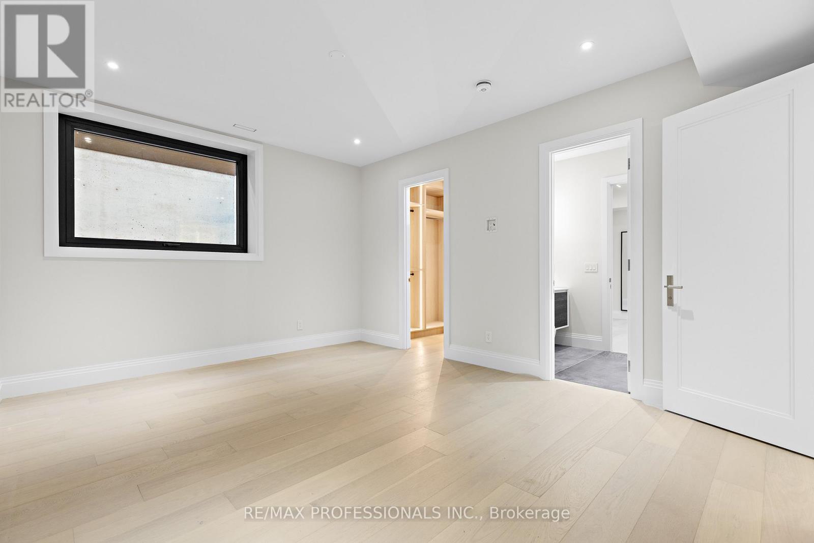 122 Ashbourne Drive, Toronto (Islington-City Centre West), Ontario  M9B 4H8 - Photo 45 - W13026132