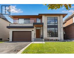122 ASHBOURNE DRIVE, Toronto, Ontario