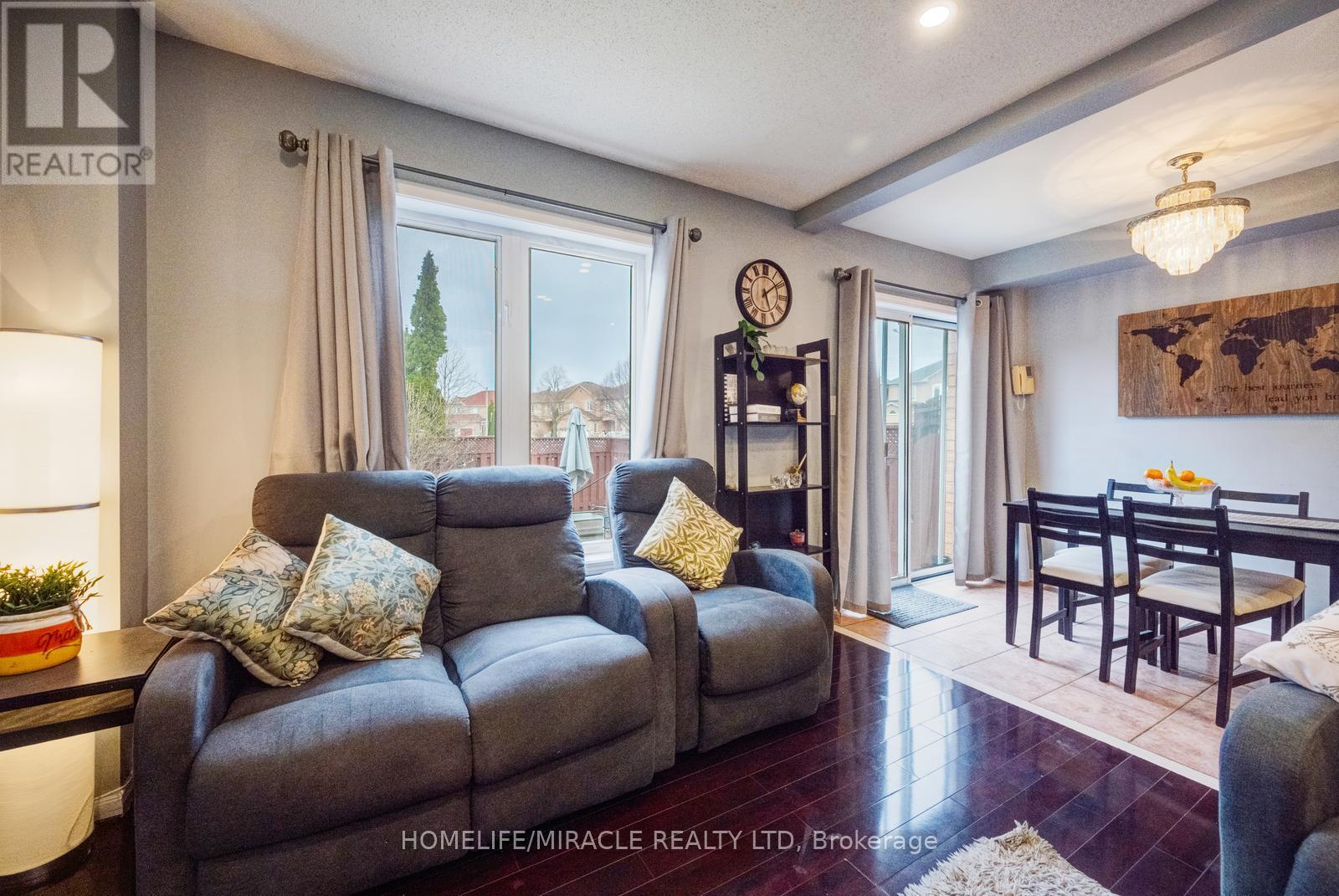 25 Tinsmith Street, Brampton, Ontario  L7A 1N1 - Photo 10 - W13026170