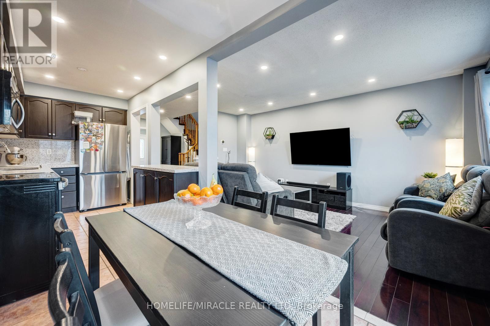 25 Tinsmith Street, Brampton, Ontario  L7A 1N1 - Photo 12 - W13026170