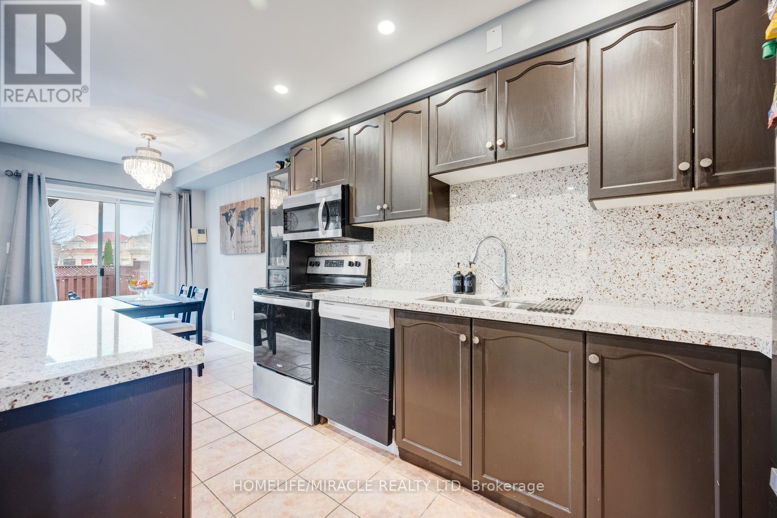 25 Tinsmith Street, Brampton, Ontario  L7A 1N1 - Photo 15 - W13026170