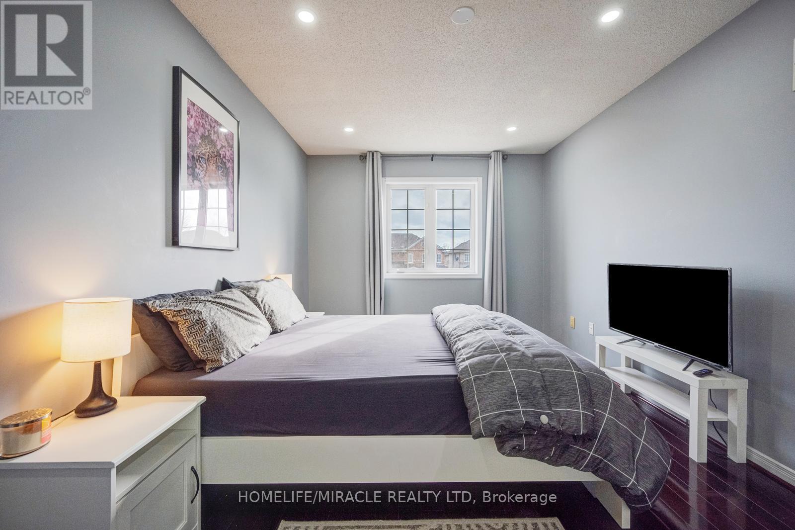 25 Tinsmith Street, Brampton, Ontario  L7A 1N1 - Photo 32 - W13026170