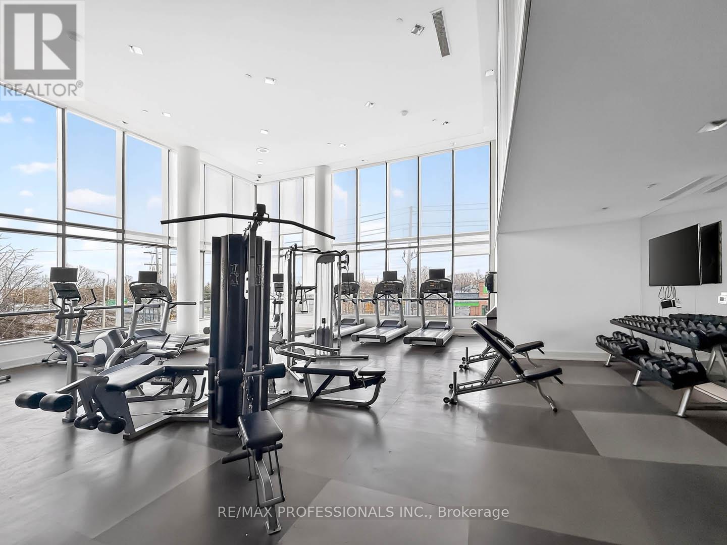 2010 - 215 Sherway Gardens Road, Toronto, Ontario  M9C 0A4 - Photo 25 - W13026172