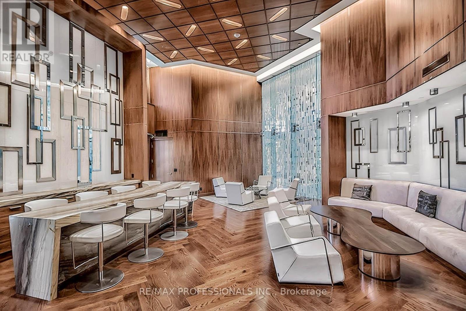 2010 - 215 Sherway Gardens Road, Toronto, Ontario  M9C 0A4 - Photo 29 - W13026172