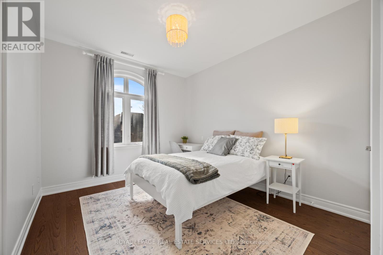 132 Strath Avenue, Toronto, Ontario  M8X 1R5 - Photo 30 - W12911550