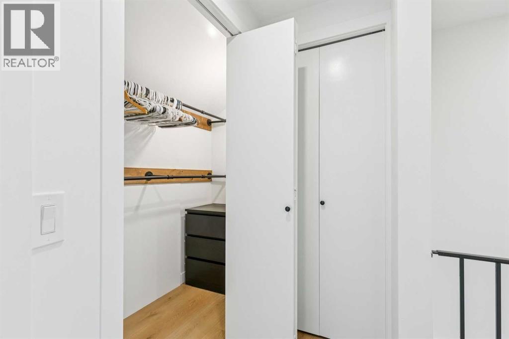 5, 140 Point Drive Nw, Calgary, Alberta  T3B 4W3 - Photo 25 - A2303222