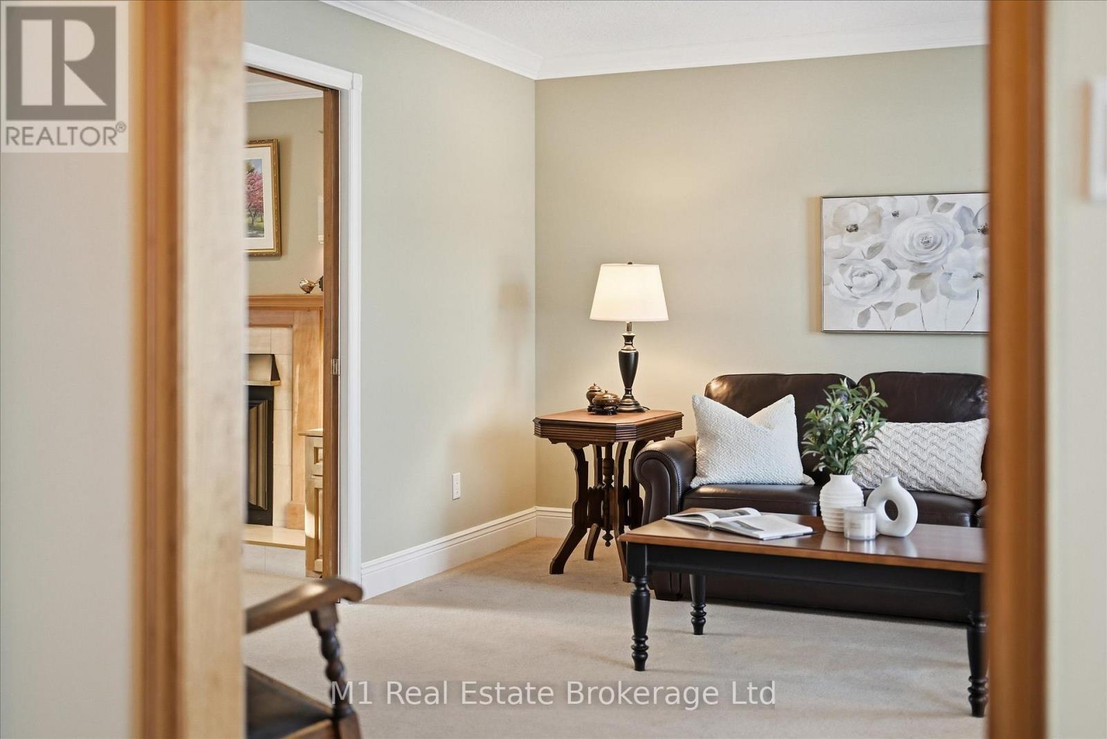 28 Weneil Drive, Hamilton, Ontario  L8B 0Z6 - Photo 4 - X12734704