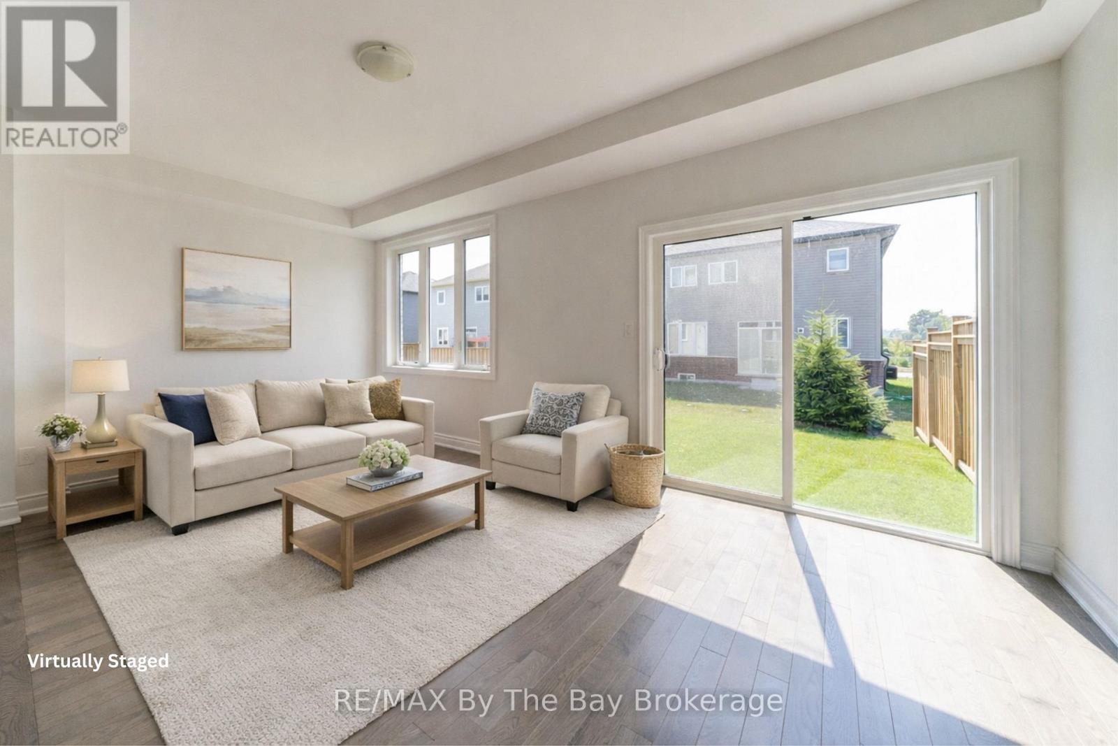 42 Lisa Street, Wasaga Beach, Ontario  L9Z 1J9 - Photo 11 - S12752118