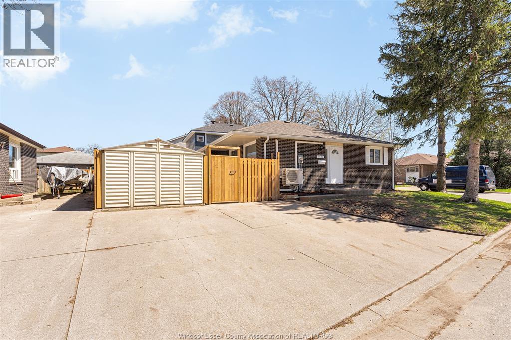1430 Bayswater, Windsor, Ontario  N8S 4L8 - Photo 3 - 26008795