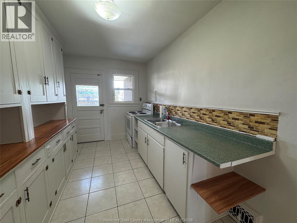 290 Vista Place, Windsor, Ontario  N9B 1H9 - Photo 10 - 26008759