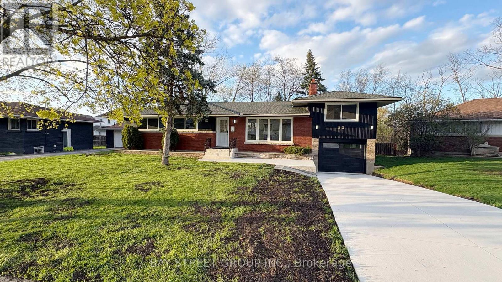 23 GLENBARR ROAD, St. Catharines, Ontario