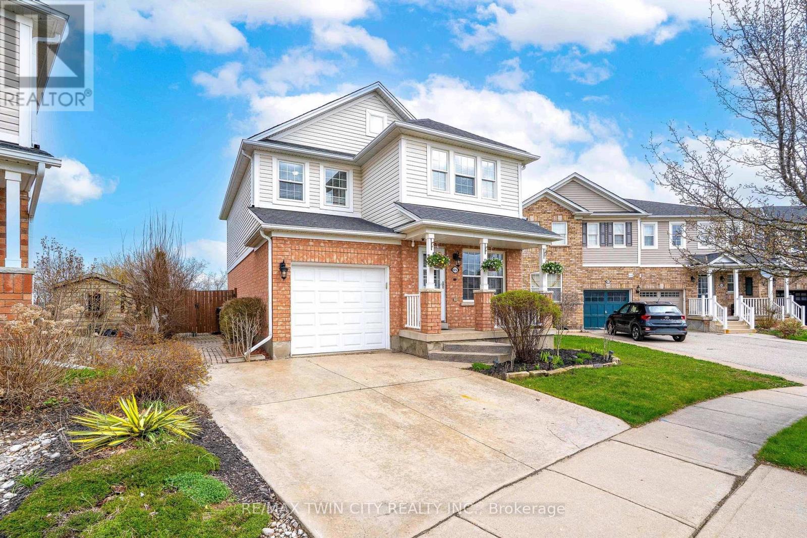 65 Bloomington Drive, Cambridge, Ontario  N1P 1J5 - Photo 2 - X13026036