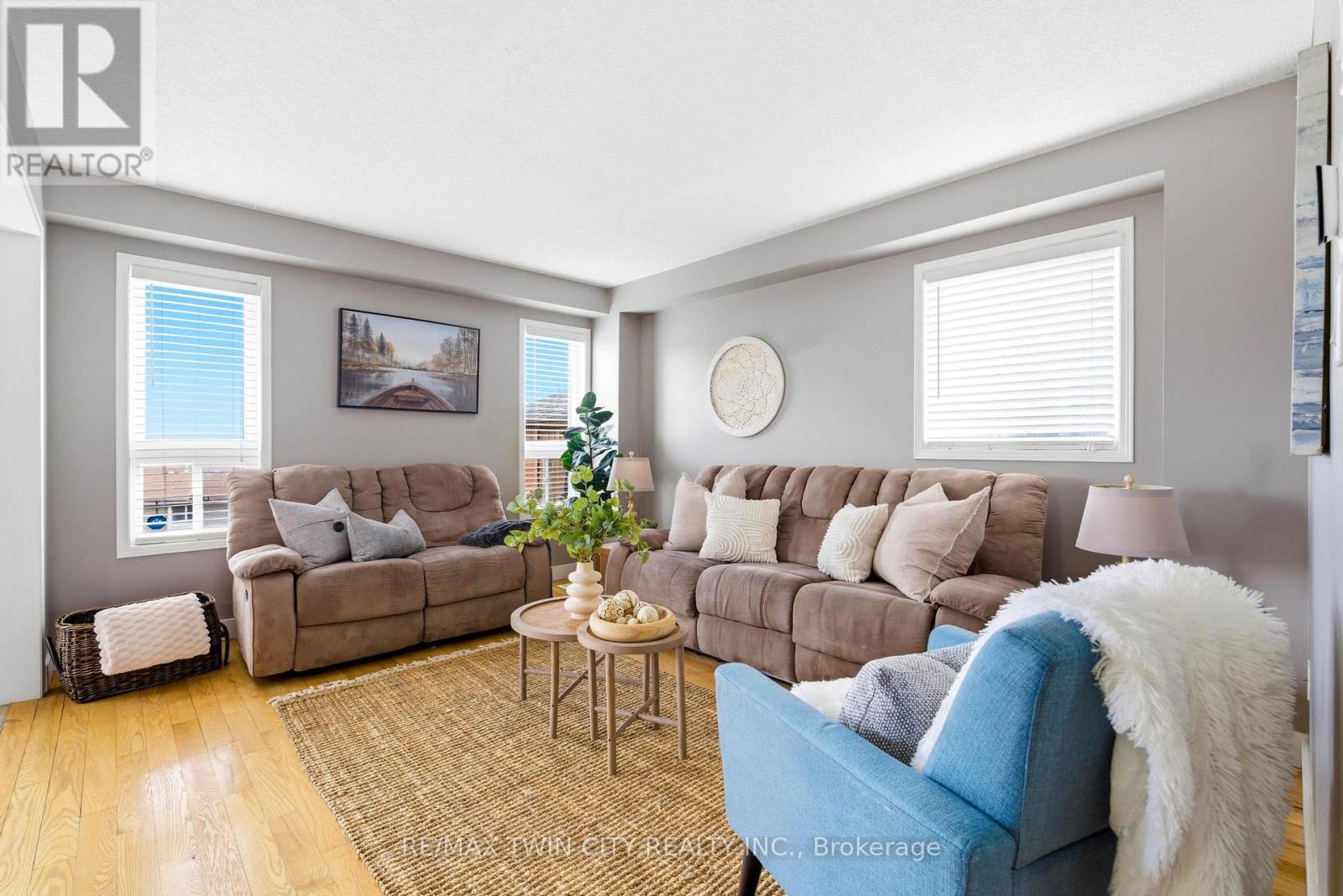 65 Bloomington Drive, Cambridge, Ontario  N1P 1J5 - Photo 8 - X13026036