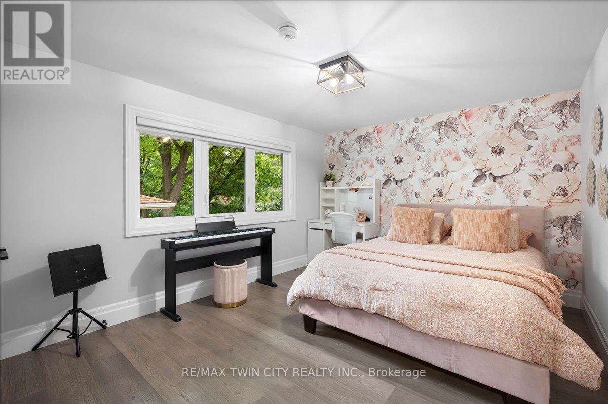 162 Greenbrook Drive, Kitchener, Ontario  N2M 4J7 - Photo 22 - X13026096