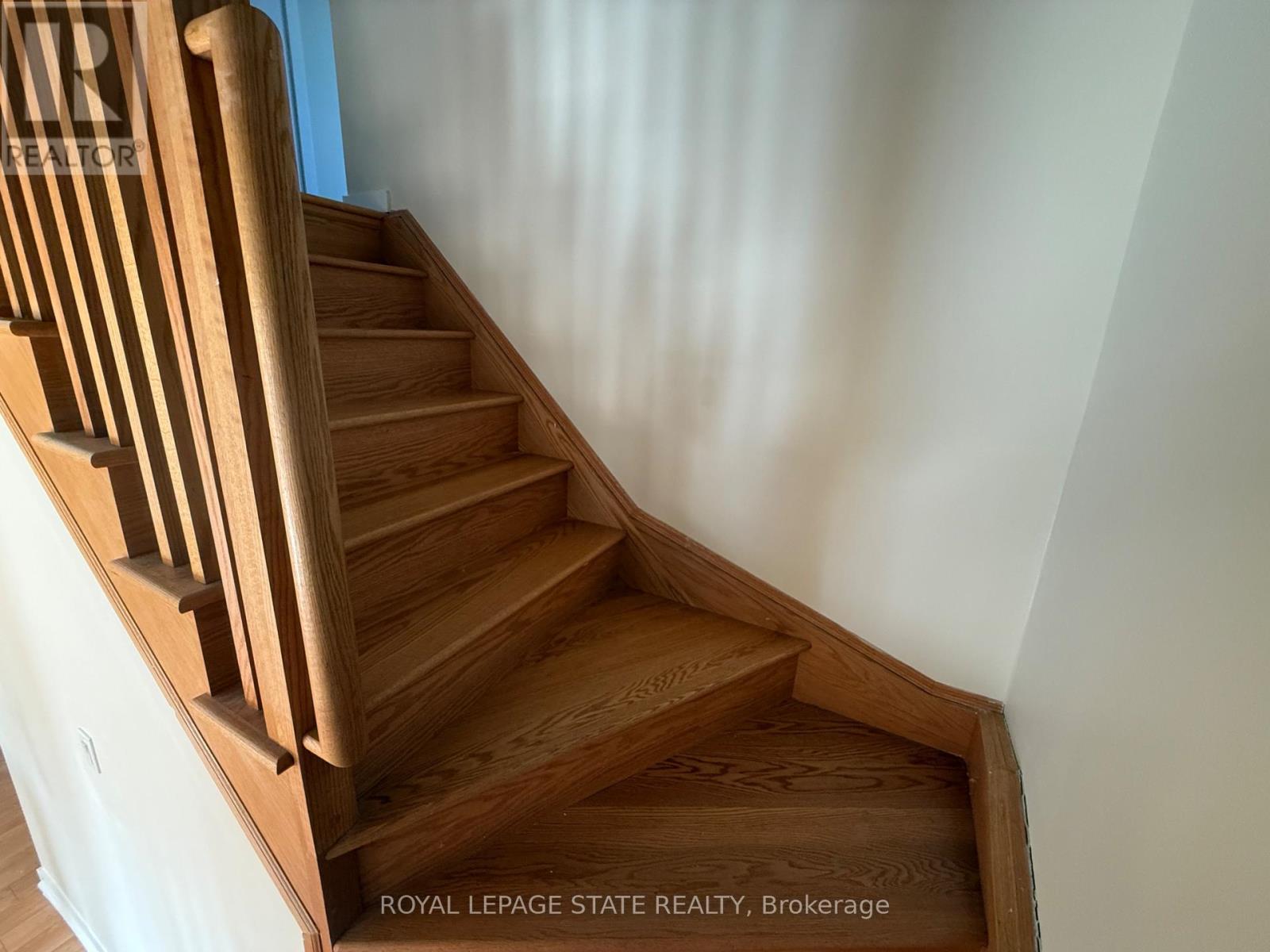 Upper - 148 Crafter Crescent, Hamilton, Ontario  L8J 0H8 - Photo 7 - X13026120