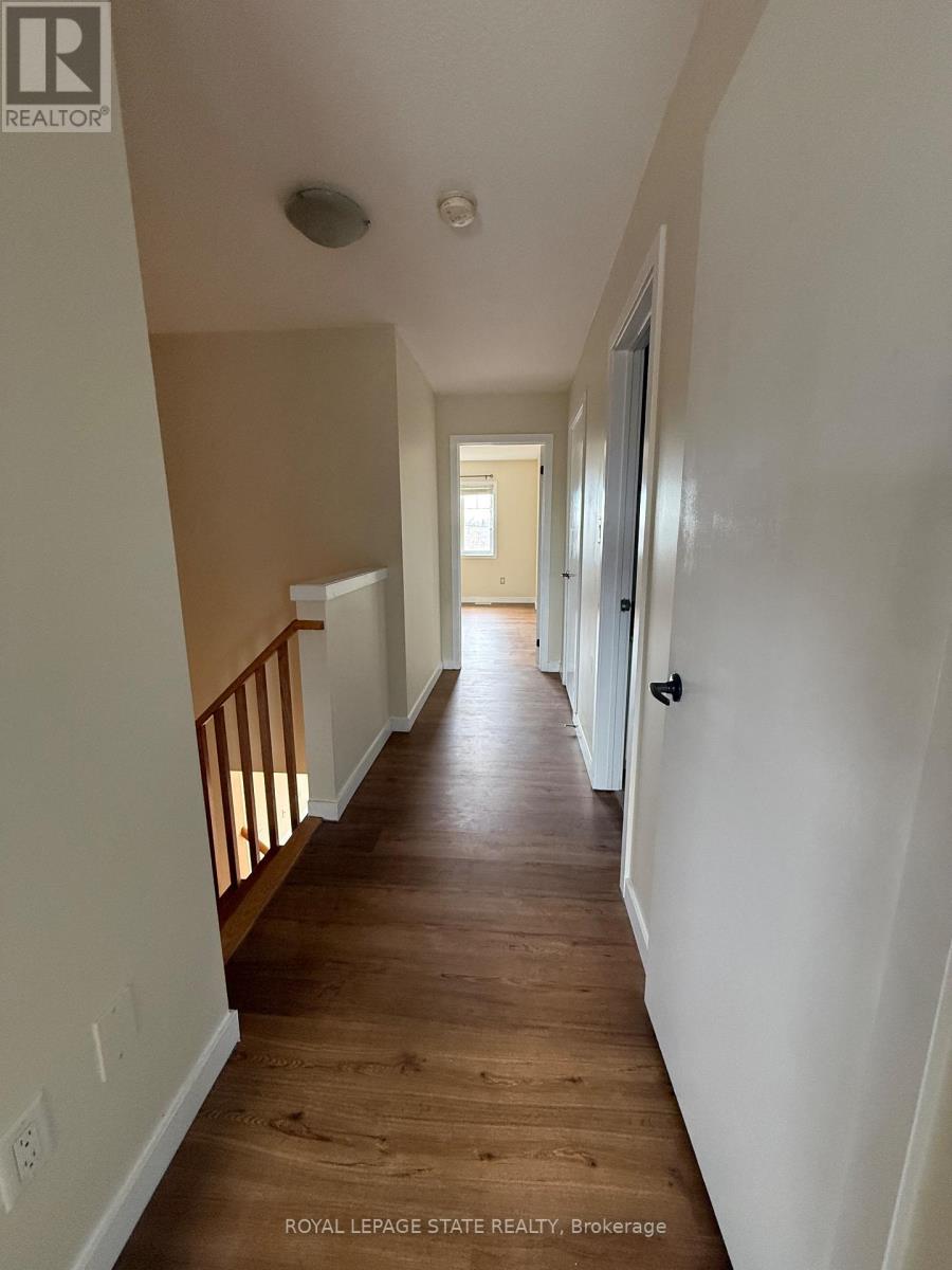 Upper - 148 Crafter Crescent, Hamilton, Ontario  L8J 0H8 - Photo 8 - X13026120