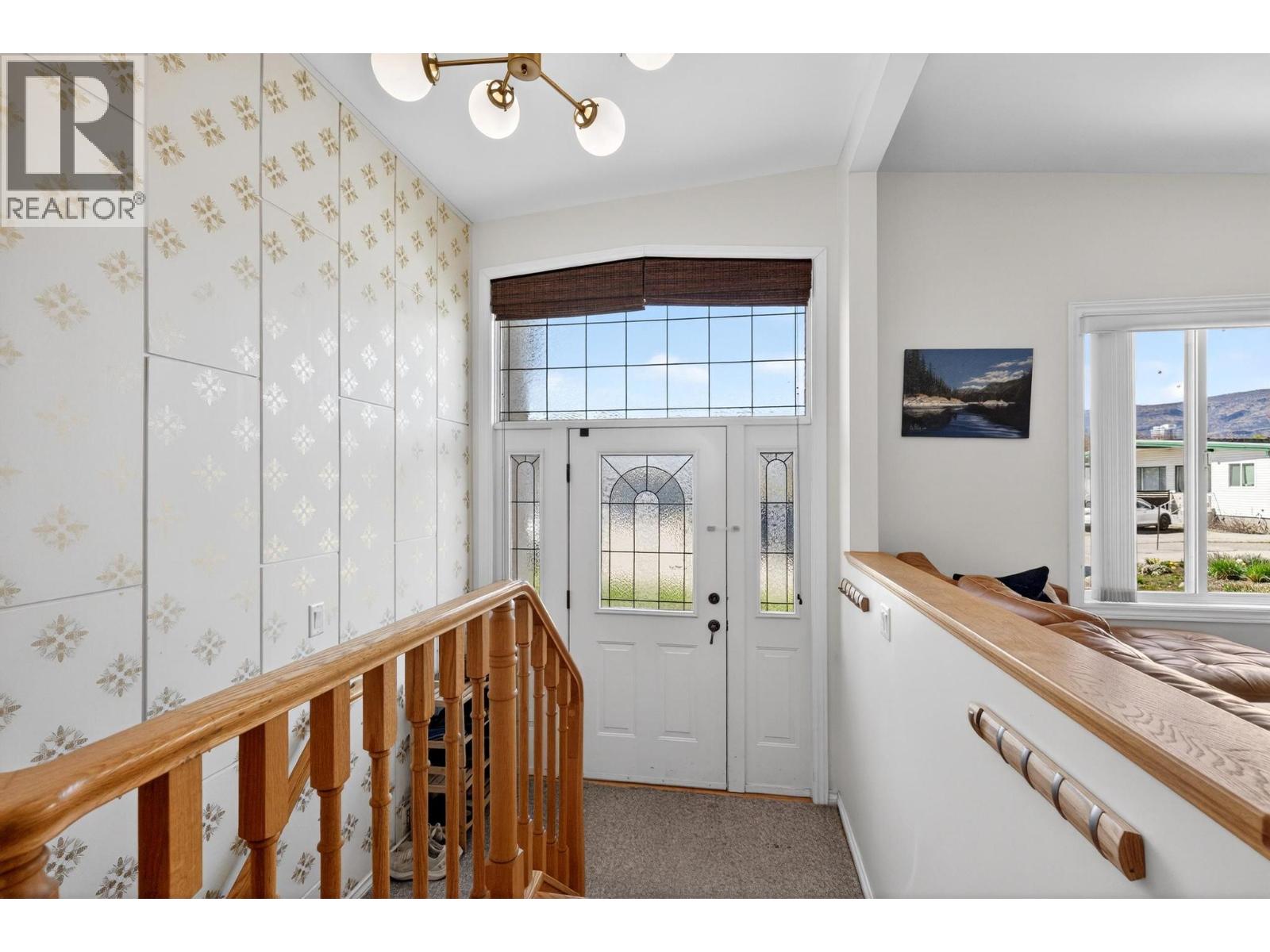 1437 Aspen Court, Kelowna, British Columbia  V1Y 3R3 - Photo 2 - 10383334