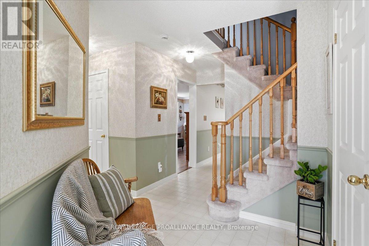 10 Fieldcrest Avenue, Clarington, Ontario  L1E 2X3 - Photo 17 - E13026366