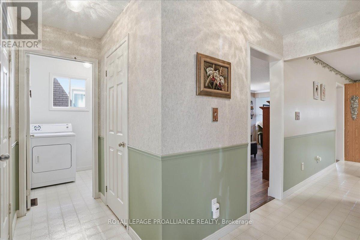 10 Fieldcrest Avenue, Clarington, Ontario  L1E 2X3 - Photo 18 - E13026366