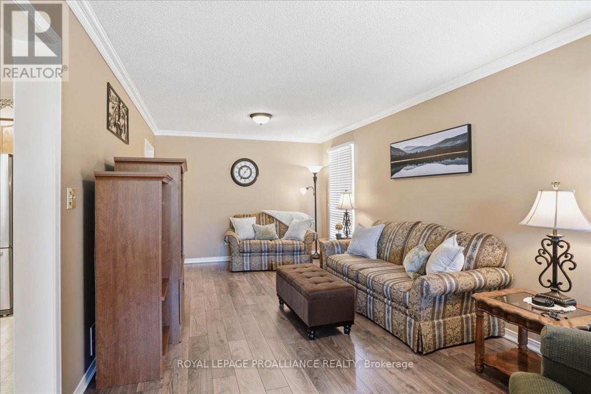 10 Fieldcrest Avenue, Clarington, Ontario  L1E 2X3 - Photo 23 - E13026366