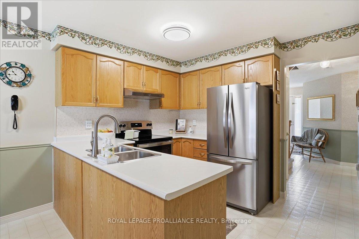 10 Fieldcrest Avenue, Clarington, Ontario  L1E 2X3 - Photo 33 - E13026366