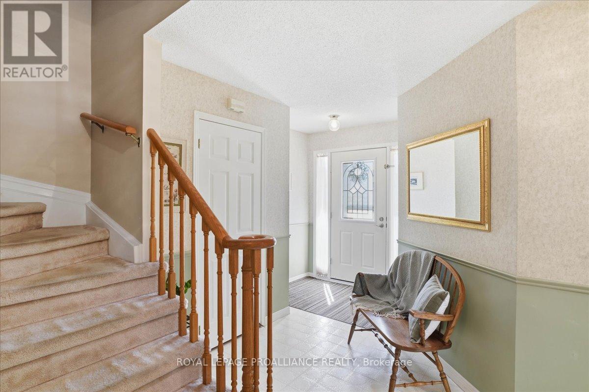 10 Fieldcrest Avenue, Clarington, Ontario  L1E 2X3 - Photo 37 - E13026366