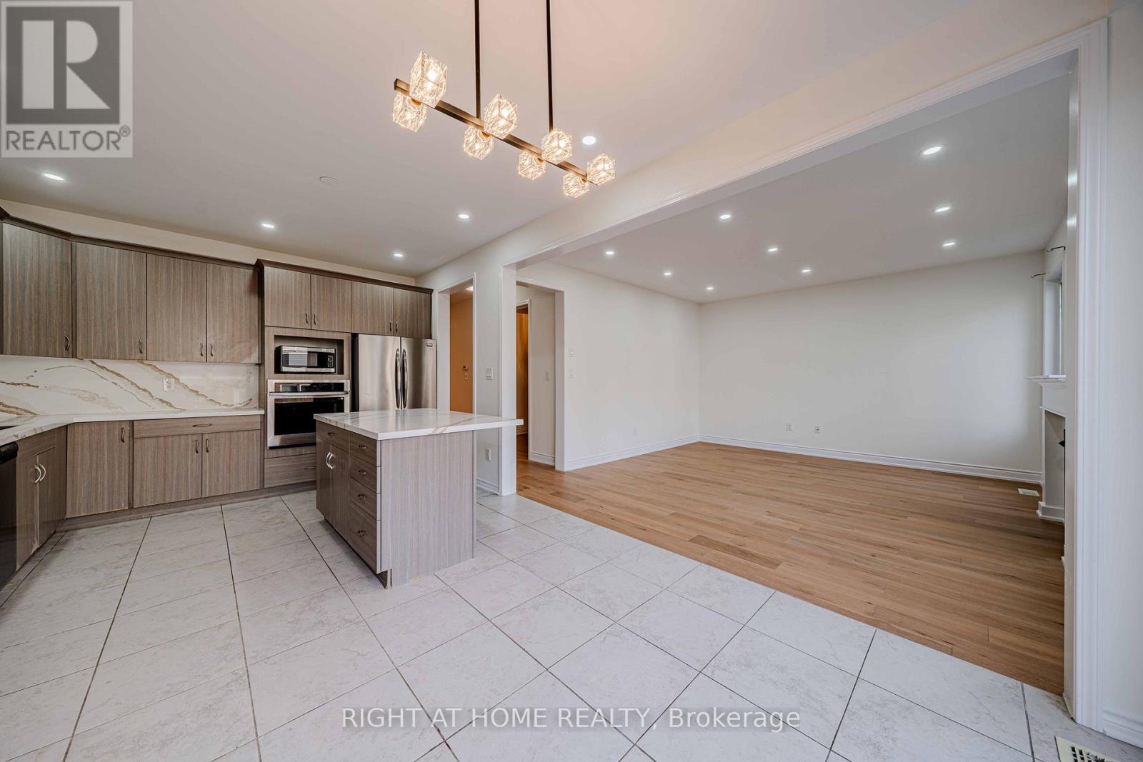 3 Leadenhall Road, Brampton, Ontario  L7A 0B2 - Photo 19 - W13026340