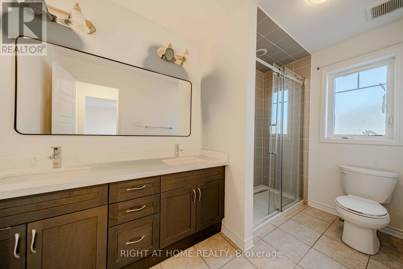 3 Leadenhall Road, Brampton, Ontario  L7A 0B2 - Photo 29 - W13026340