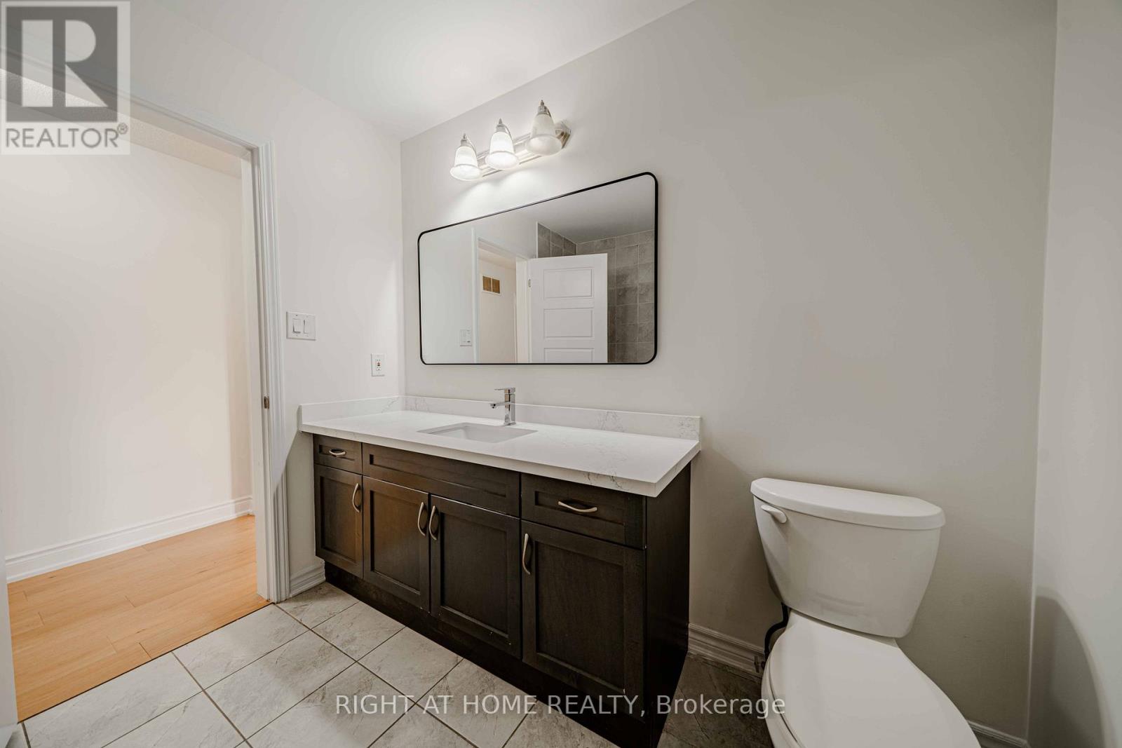 3 Leadenhall Road, Brampton, Ontario  L7A 0B2 - Photo 32 - W13026340