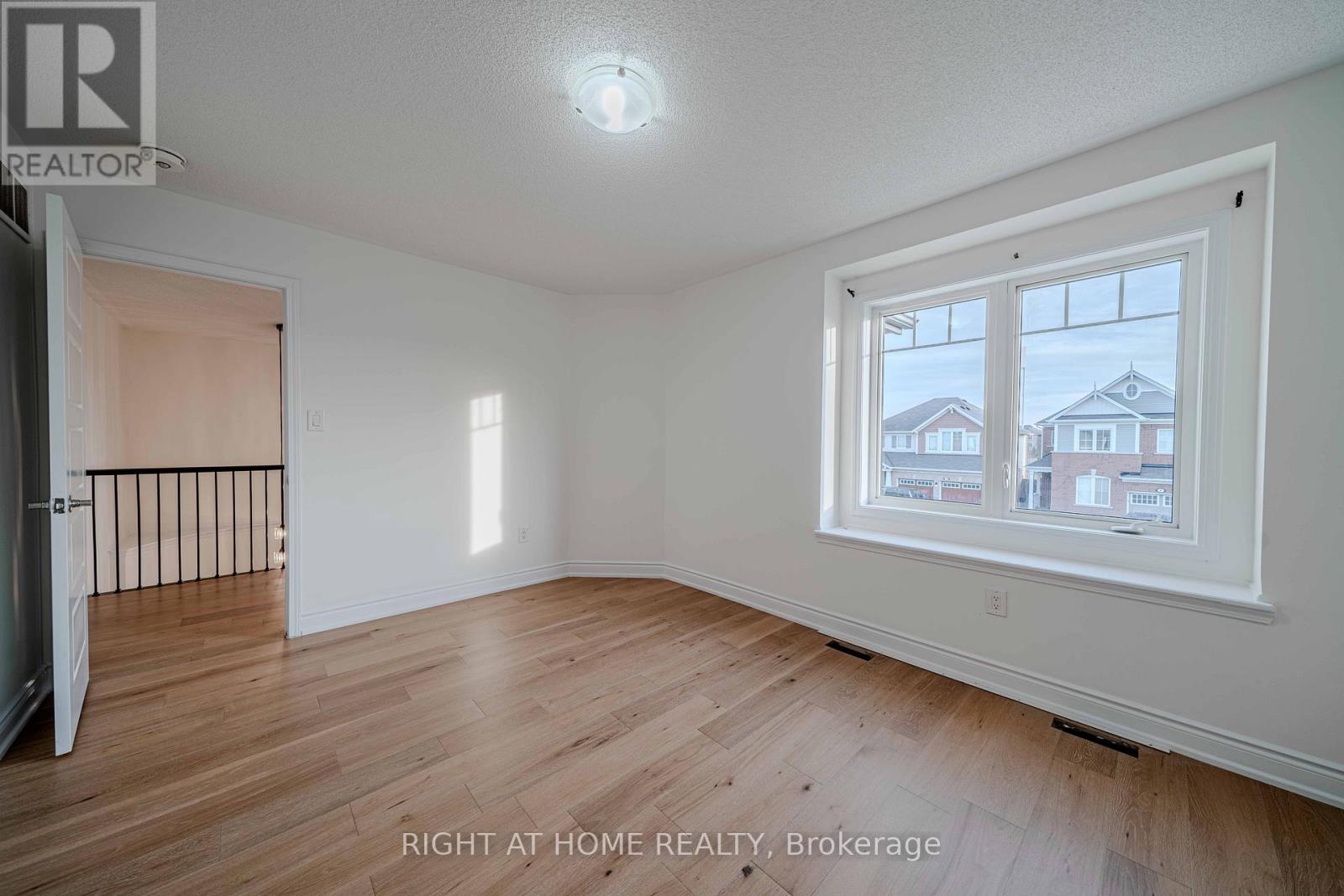 3 Leadenhall Road, Brampton, Ontario  L7A 0B2 - Photo 37 - W13026340