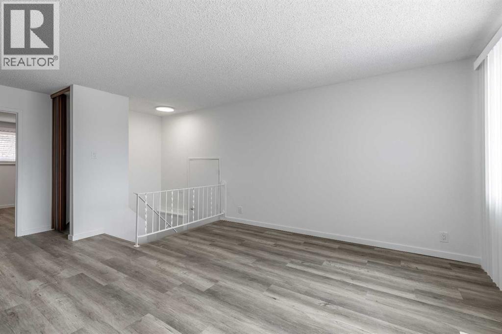 74 Carleton Place W, Lethbridge, Alberta  T1K 3X6 - Photo 8 - A2298773