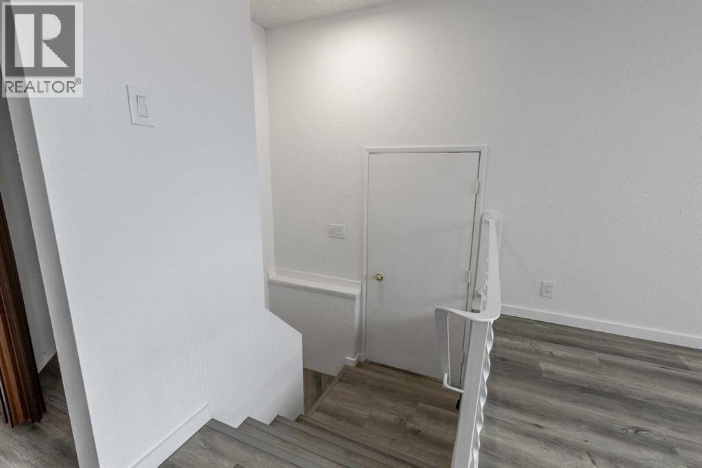 74 Carleton Place W, Lethbridge, Alberta  T1K 3X6 - Photo 5 - A2298773