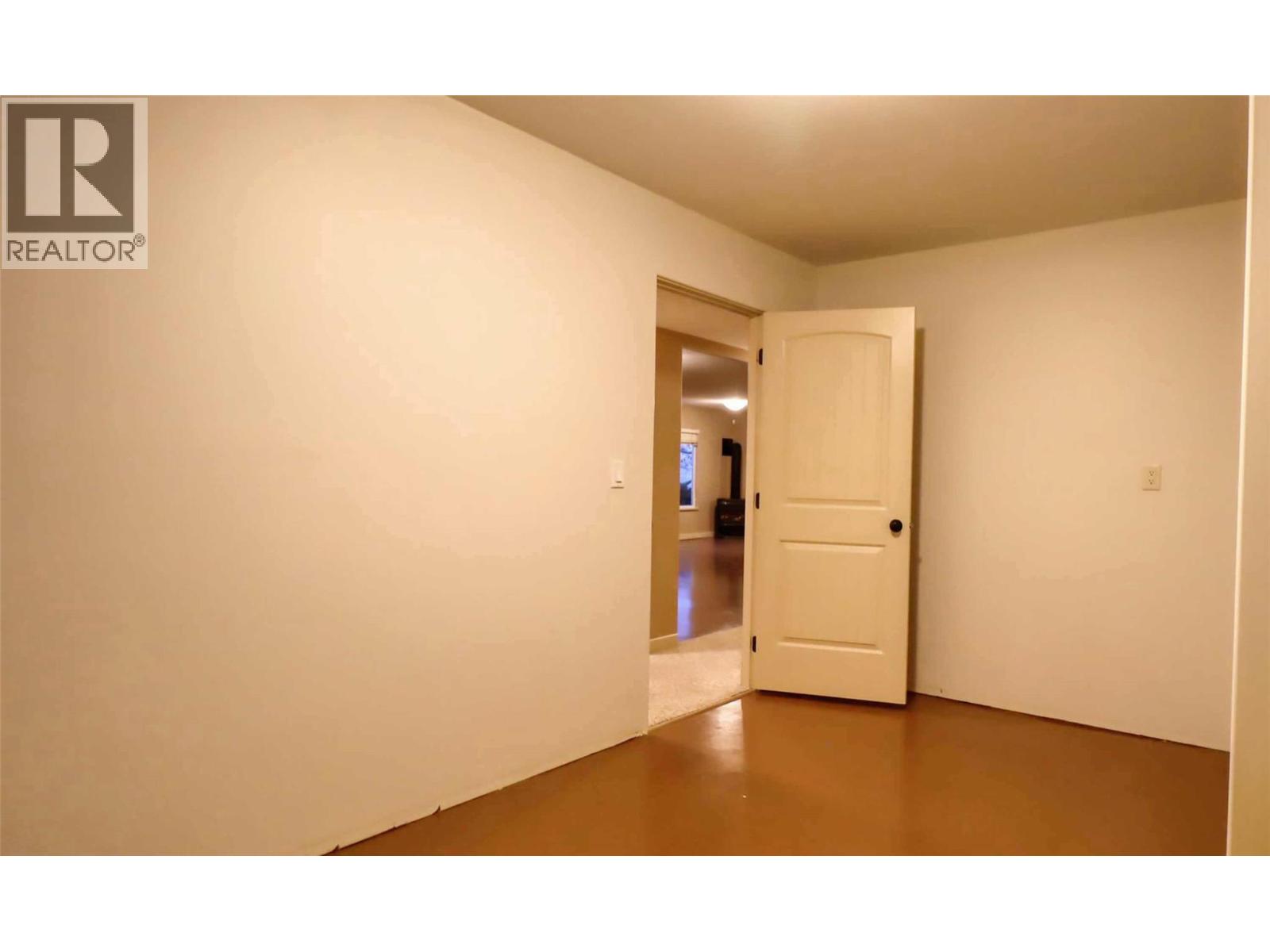 768 Rosewood Crescent, Kamloops, British Columbia  V2H 1S3 - Photo 36 - 10374248