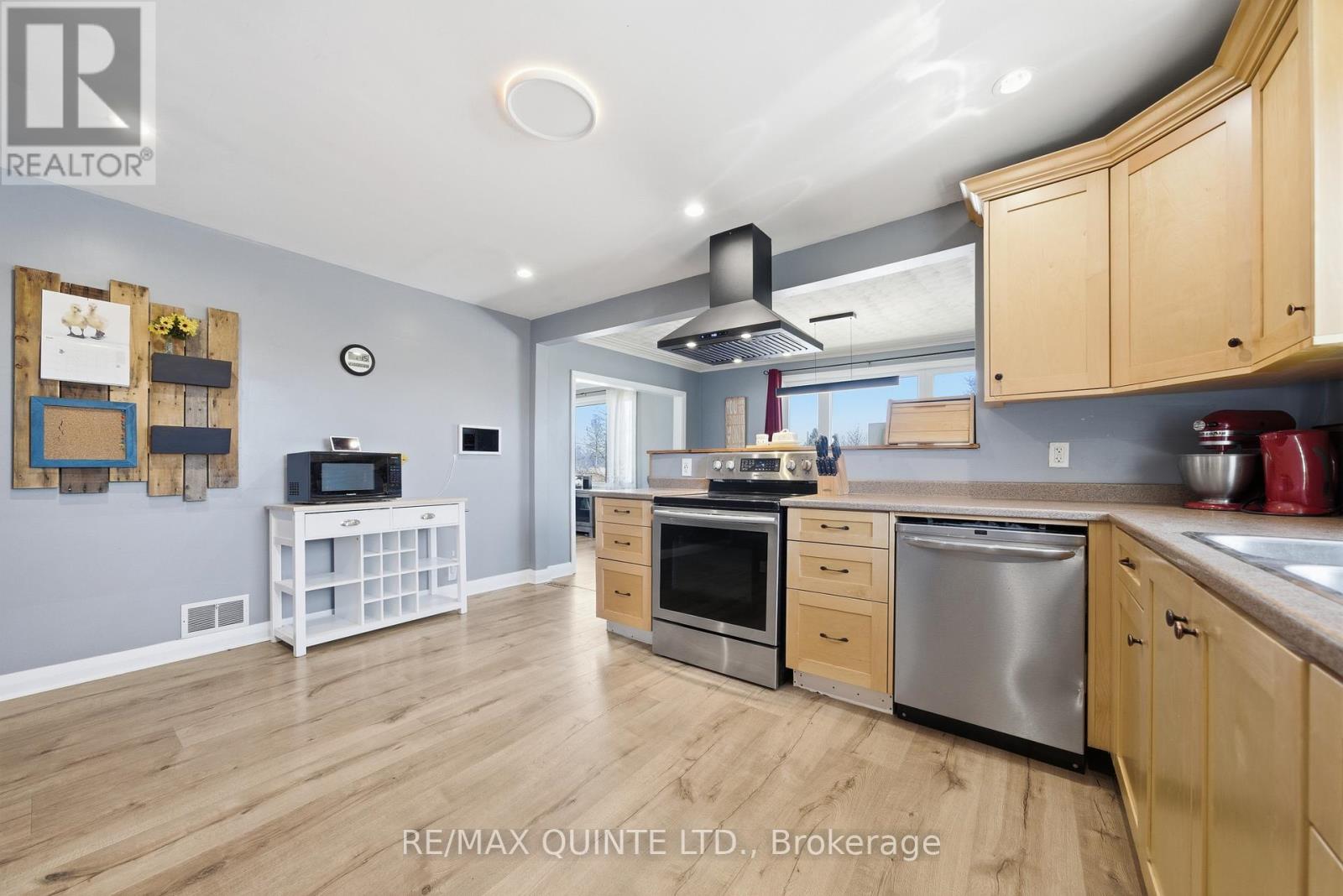 13 Sutcliffe Boulevard, Quinte West, Ontario  K8V 3M4 - Photo 5 - X13026338