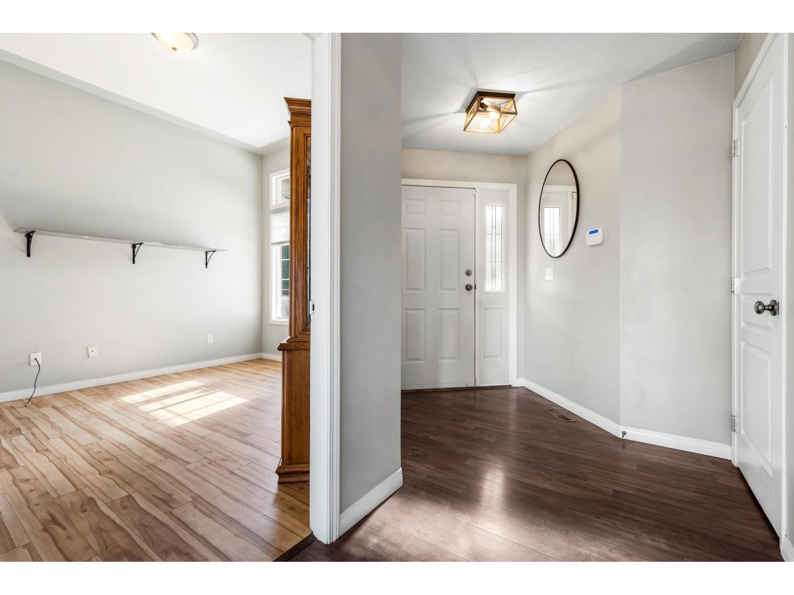 46286 Valleyview Road, Promontory, Chilliwack, British Columbia  V2R 5P7 - Photo 3 - R3114092