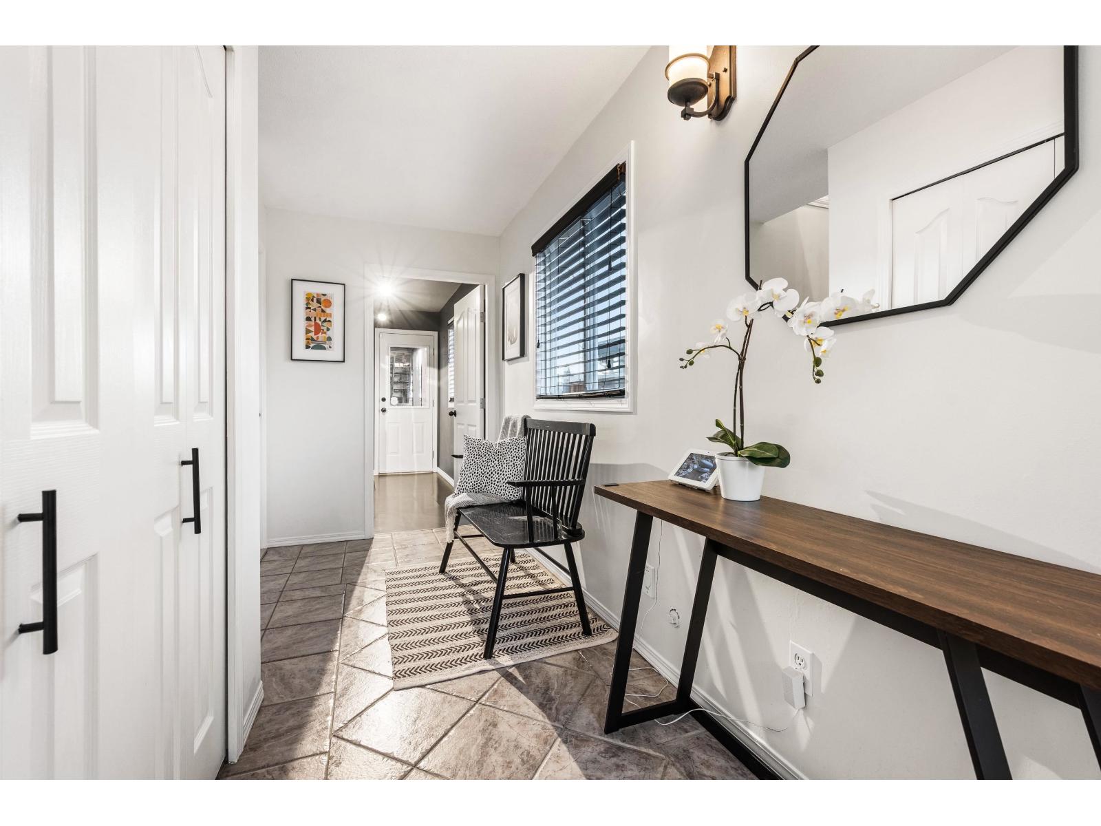 B 45658 Lewis Avenue, Chilliwack Proper West, Chilliwack, British Columbia  V2P 3C6 - Photo 10 - R3114035