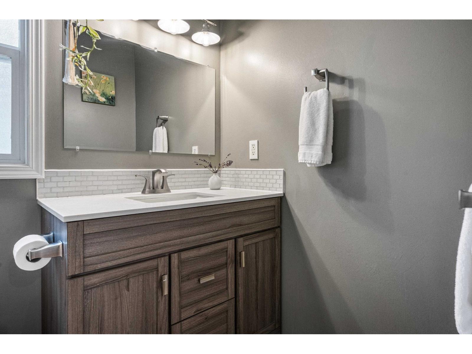 B 45658 Lewis Avenue, Chilliwack Proper West, Chilliwack, British Columbia  V2P 3C6 - Photo 29 - R3114035