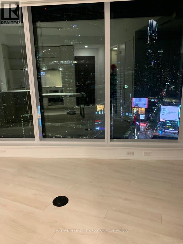 3213 - 197 Yonge Street, Toronto, Ontario  M5B 0C1 - Photo 10 - C13024428