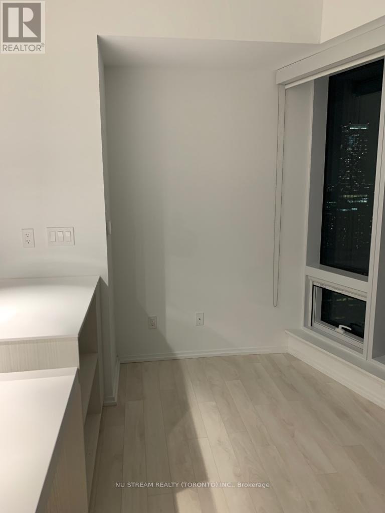 3213 - 197 Yonge Street, Toronto, Ontario  M5B 0C1 - Photo 6 - C13024428