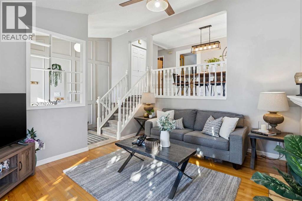 304 Marquis Place SE, Airdrie, Alberta  T4A 1X9 - Photo 7 - A2288858