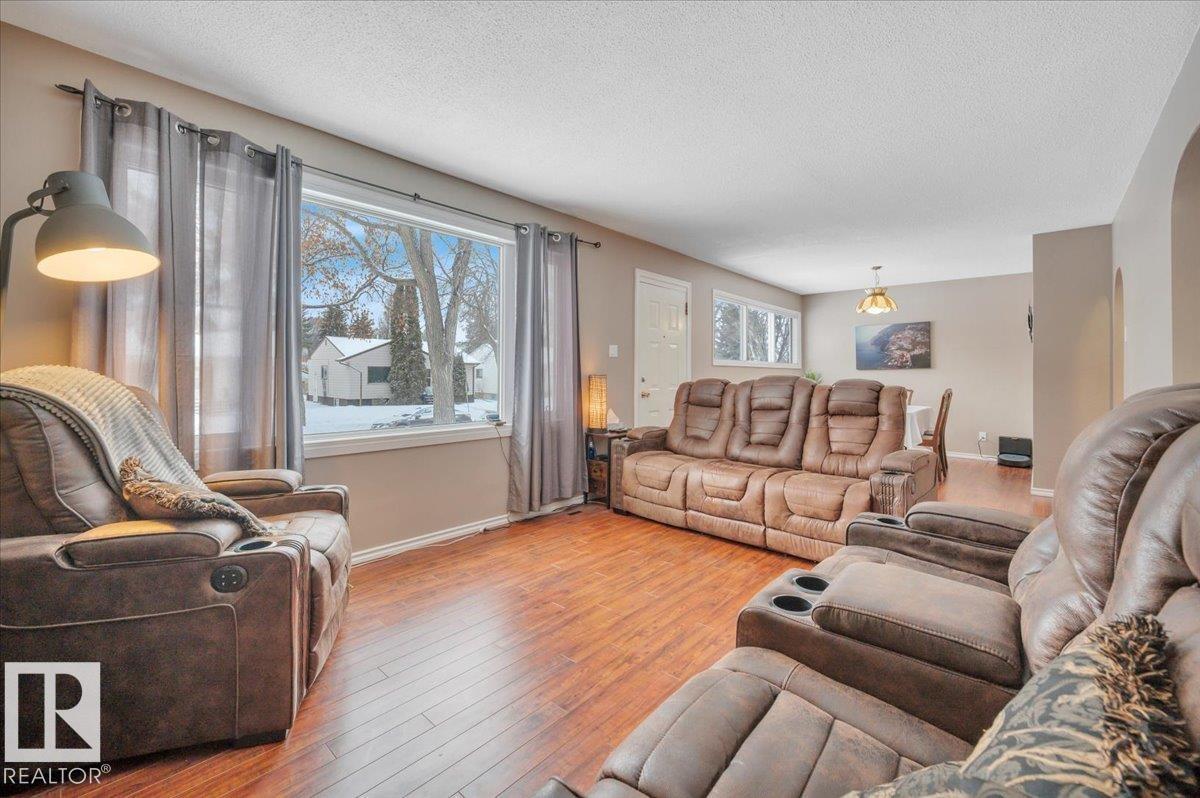 7934 81 Av Nw, Edmonton, Alberta  T6C 0V7 - Photo 7 - E4479699