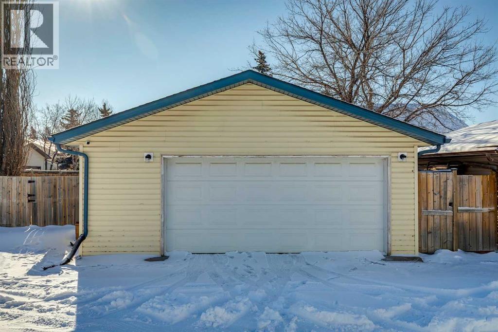 304 Marquis Place SE, Airdrie, Alberta  T4A 1X9 - Photo 43 - A2288858