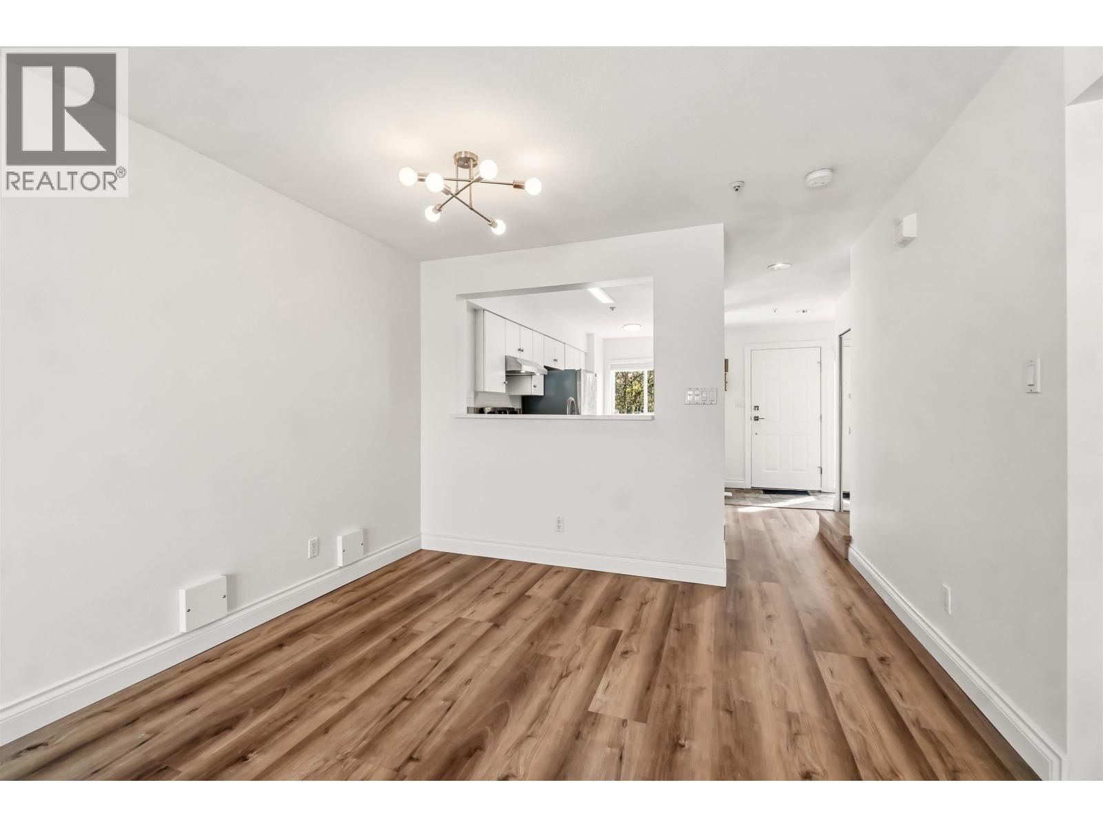 8433 Jellicoe Street, Vancouver, British Columbia  V5S 2J4 - Photo 7 - R3113973