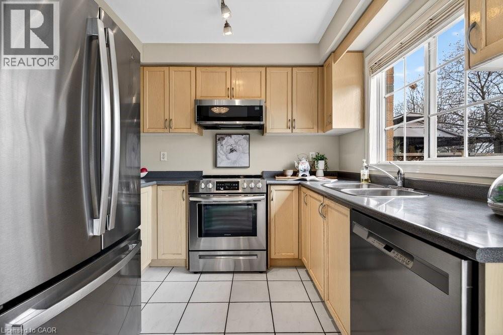 5172 Thornburn Drive, Burlington, Ontario  L7L 6K9 - Photo 13 - 40821168