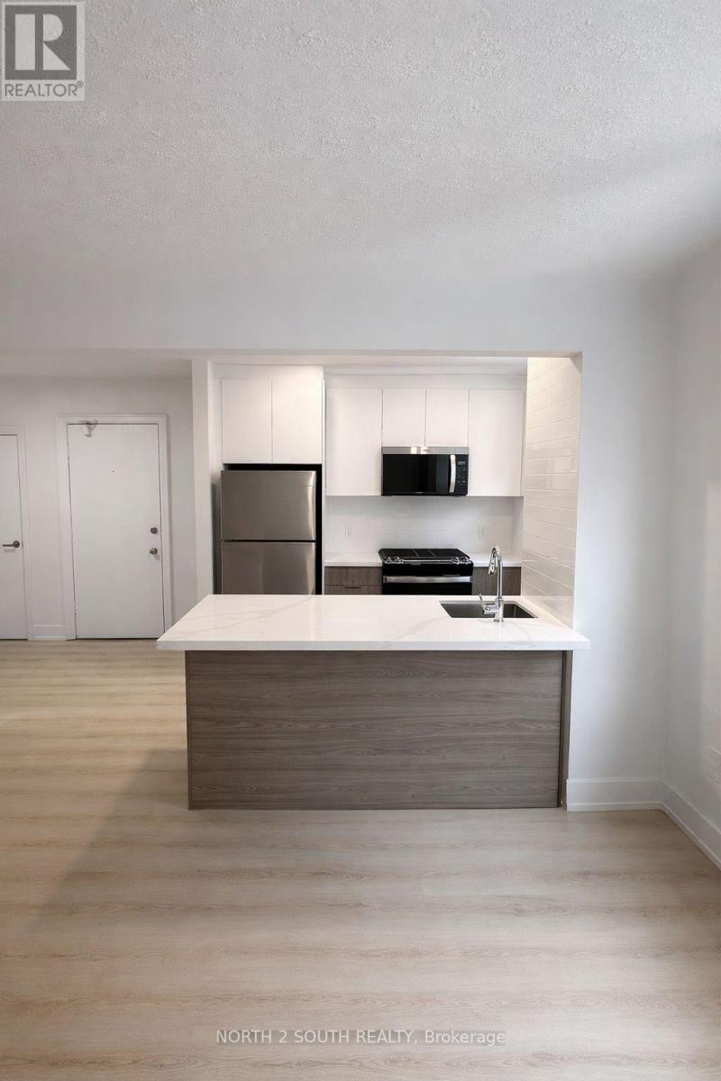 3 - 1024 King Street E, Hamilton, Ontario  L8M 1C8 - Photo 2 - X13022456