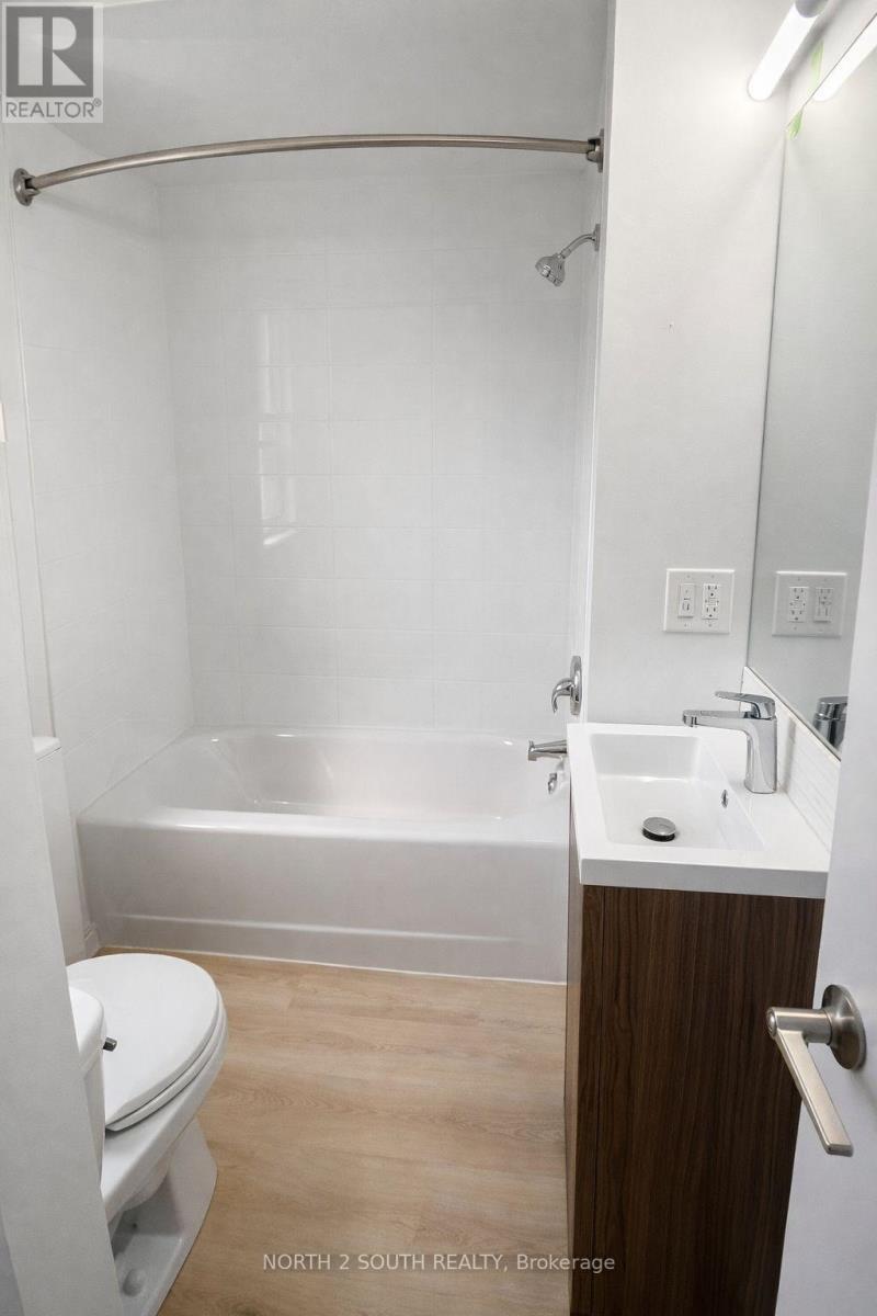 3 - 1024 King Street E, Hamilton, Ontario  L8M 1C8 - Photo 6 - X13022456