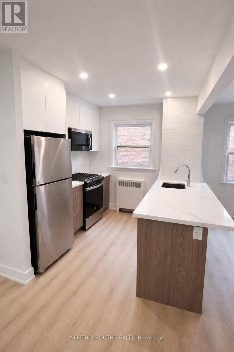 3 - 1024 King Street E, Hamilton, Ontario  L8M 1C8 - Photo 3 - X13022456