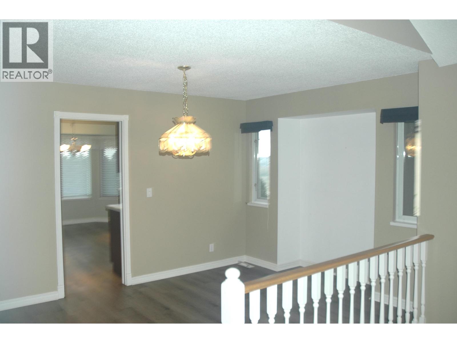 433a Bromley Street, Coquitlam, British Columbia  V3K 6N7 - Photo 3 - R3111561