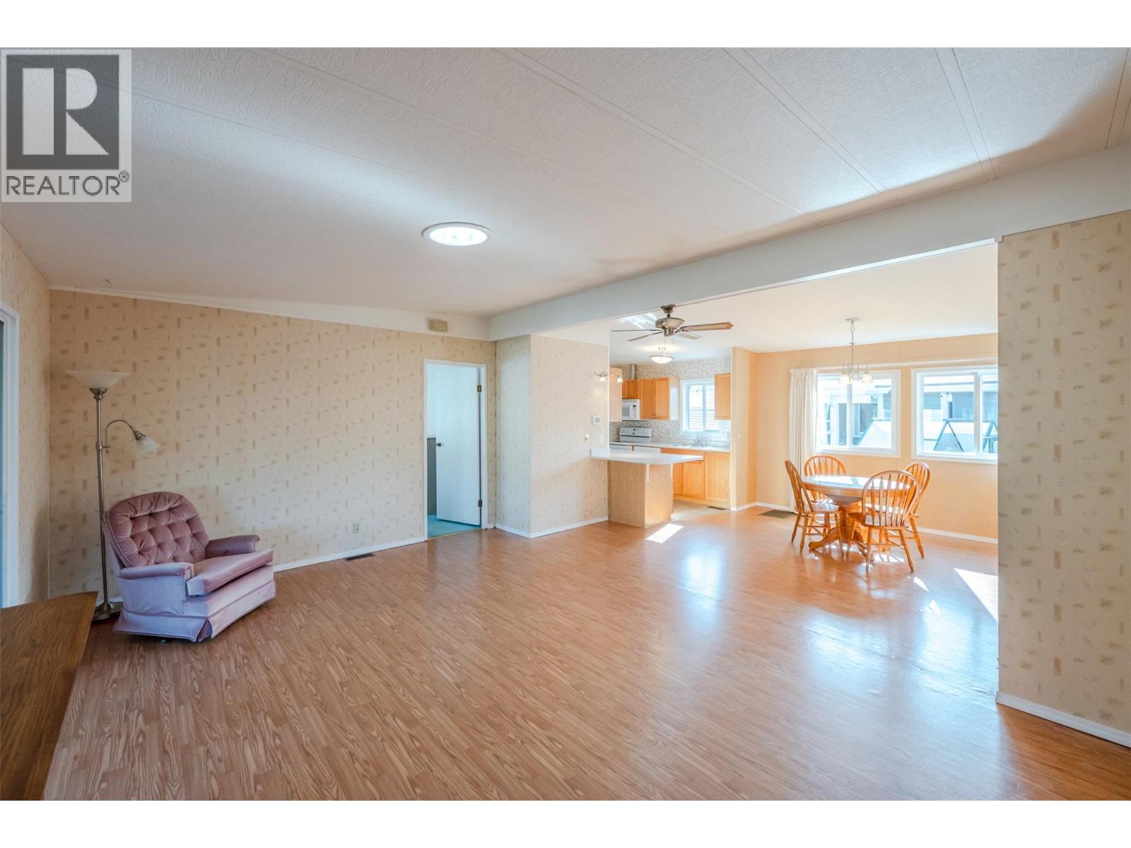 3105 South Main Street Unit# 612, Penticton, British Columbia  V2A 7H1 - Photo 3 - 10382364