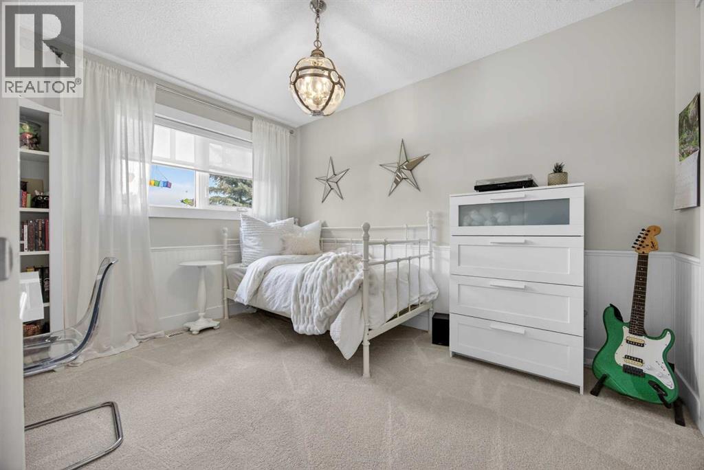 348 Woodside Circle Nw, Airdrie, Alberta  T4B 2J8 - Photo 5 - A2302549